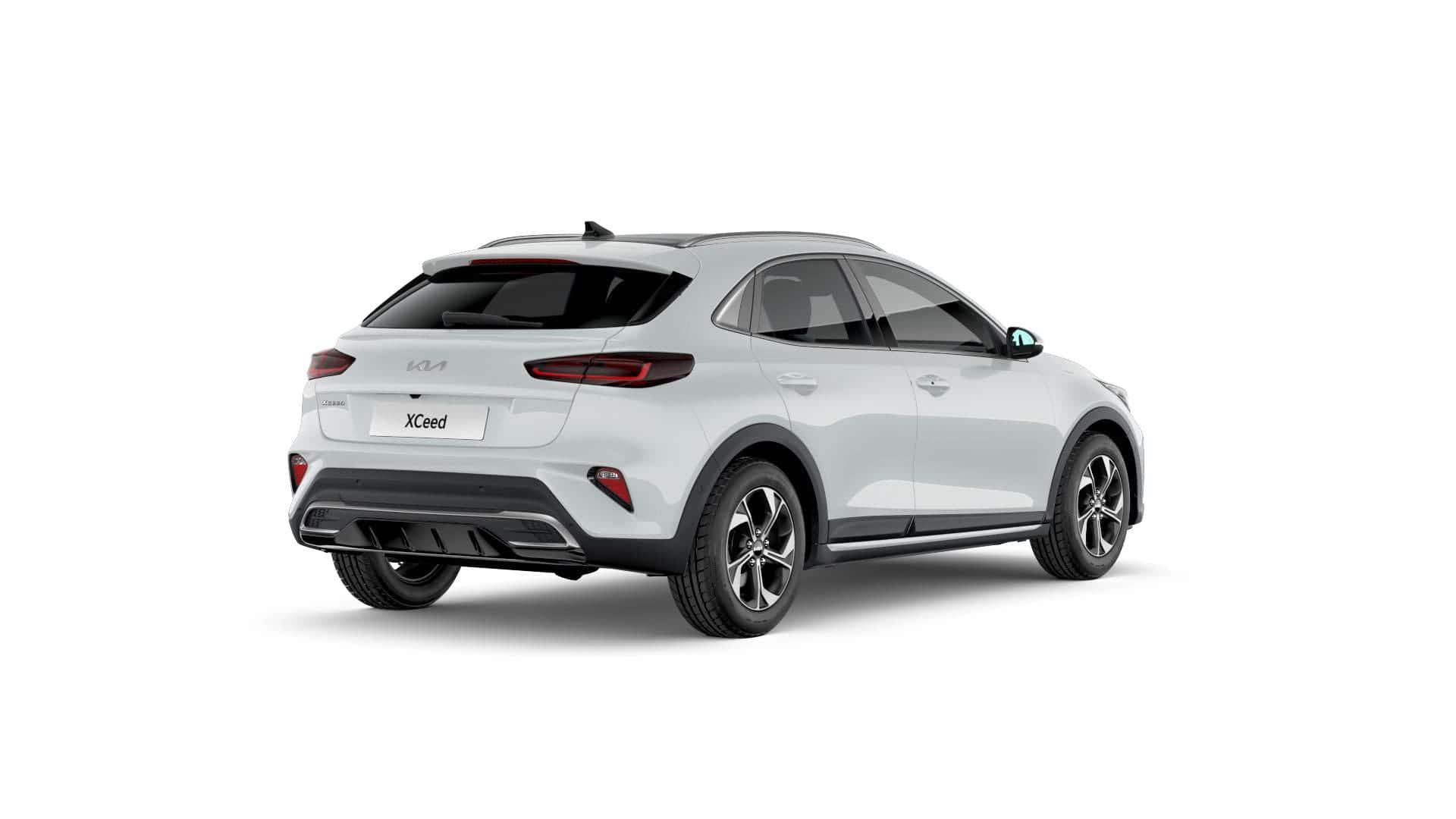 Renting New Kia Xceed Drive Cassa White SUV Manual