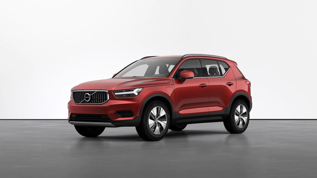 Volvo xc40 recharge inscription rojo fusion Renting Finders lateral frontal