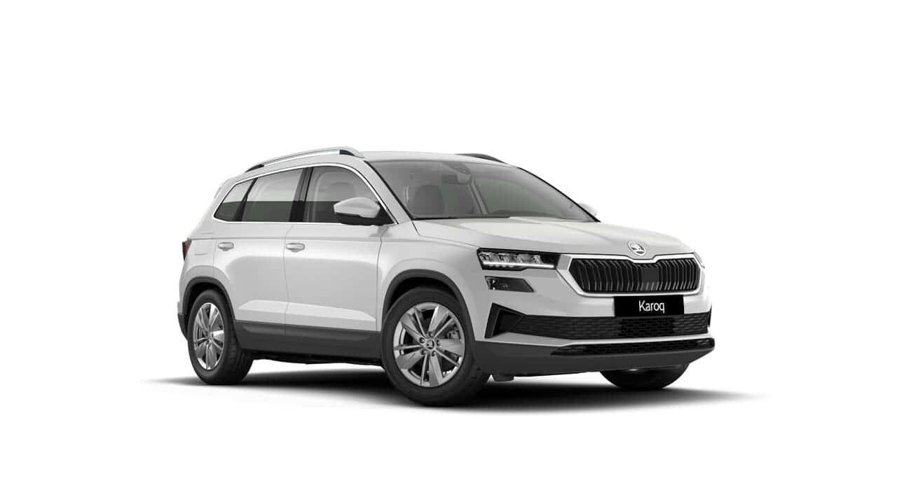Renting Skoda Karoq Selection SUV Automático Blanco Luna Pintura Metalizada