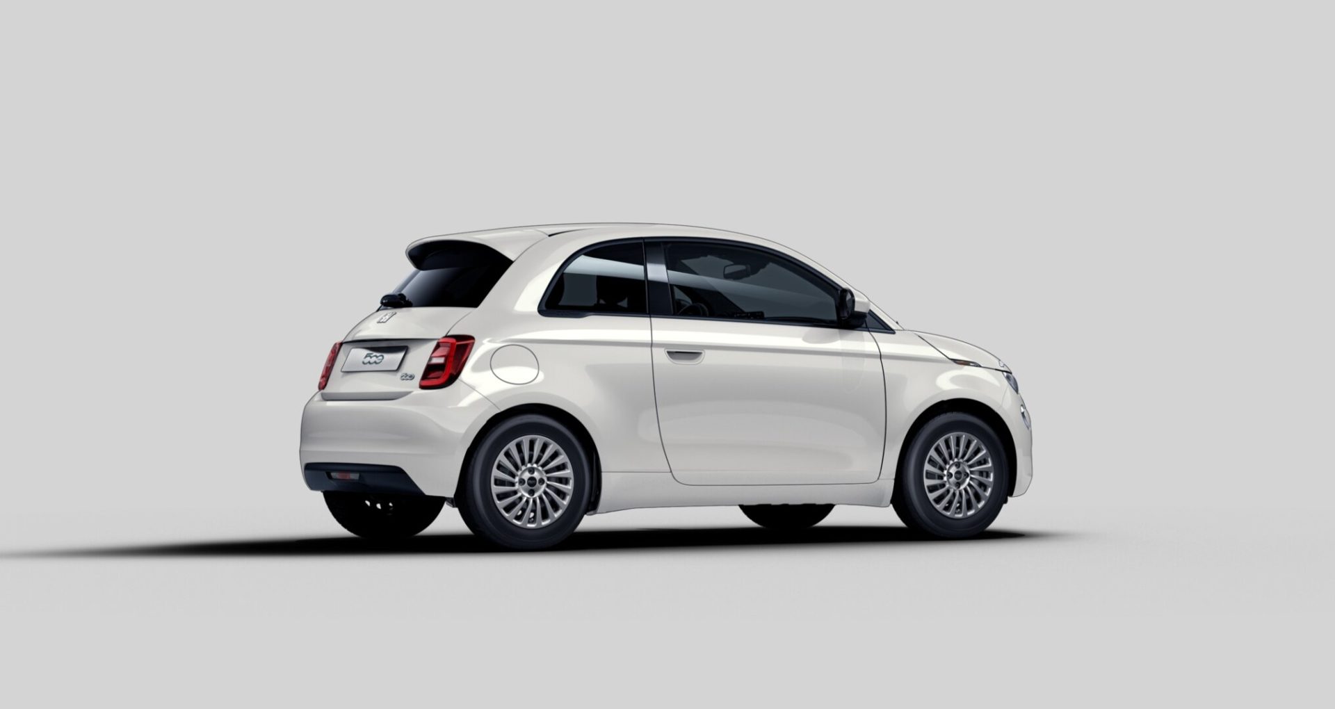 Renting Finders Fiat 500e Action Hatchback Compacto Automático Eléctrico