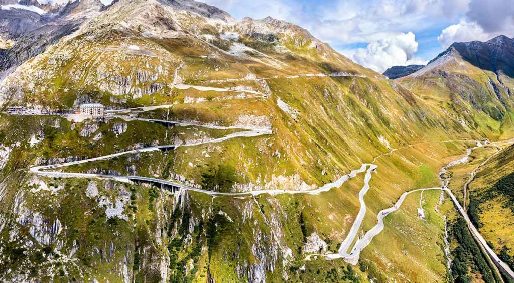 furka pass suiza carretera espectacular