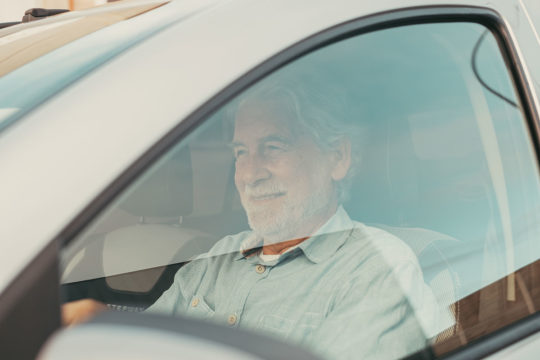 Cómo renovar el carnet de conducir para jubilados