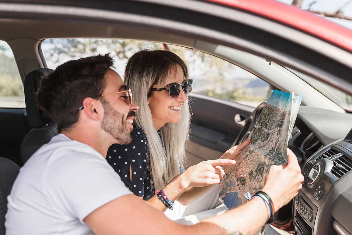 Rutas en coche a los destinos más románticos de España