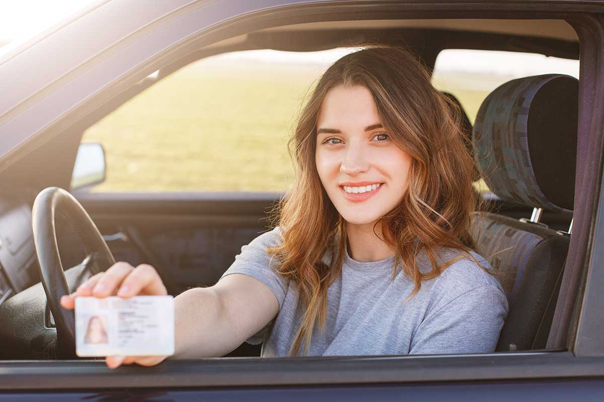 ¿Qué sucede si conduces con el carnet de conducir caducado?