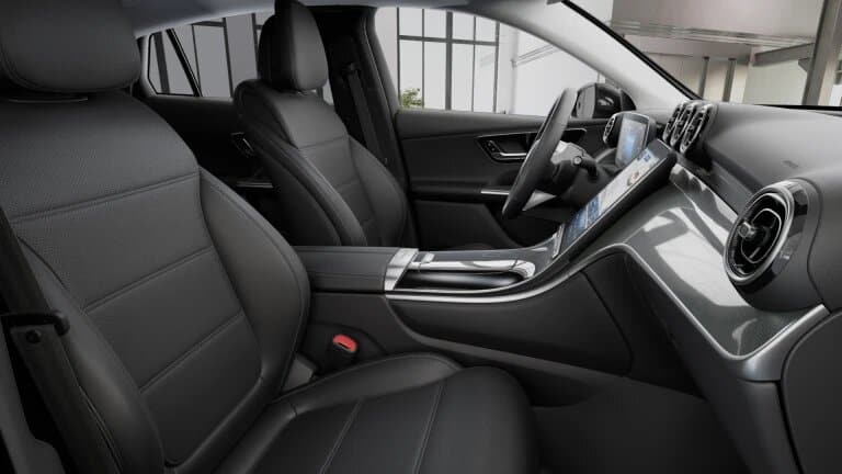 Renting Mercedes Benz GLC Coupé 300 de 4MATIC SUV Automático Híbrido-Enchufable Diésel Etiqueta 0 Interior