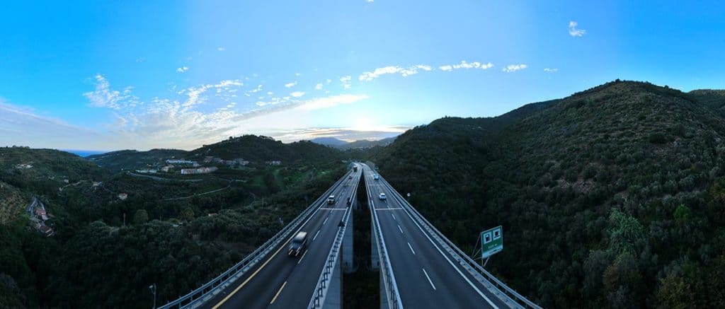 Características de la autopista de Italia