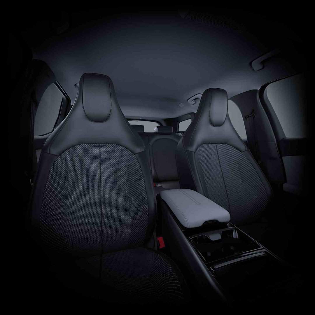 Renting New Ford Explorer Rango Extendido RWD SUV Eléctrico Etiqueta 0 Renting Finders Asientos