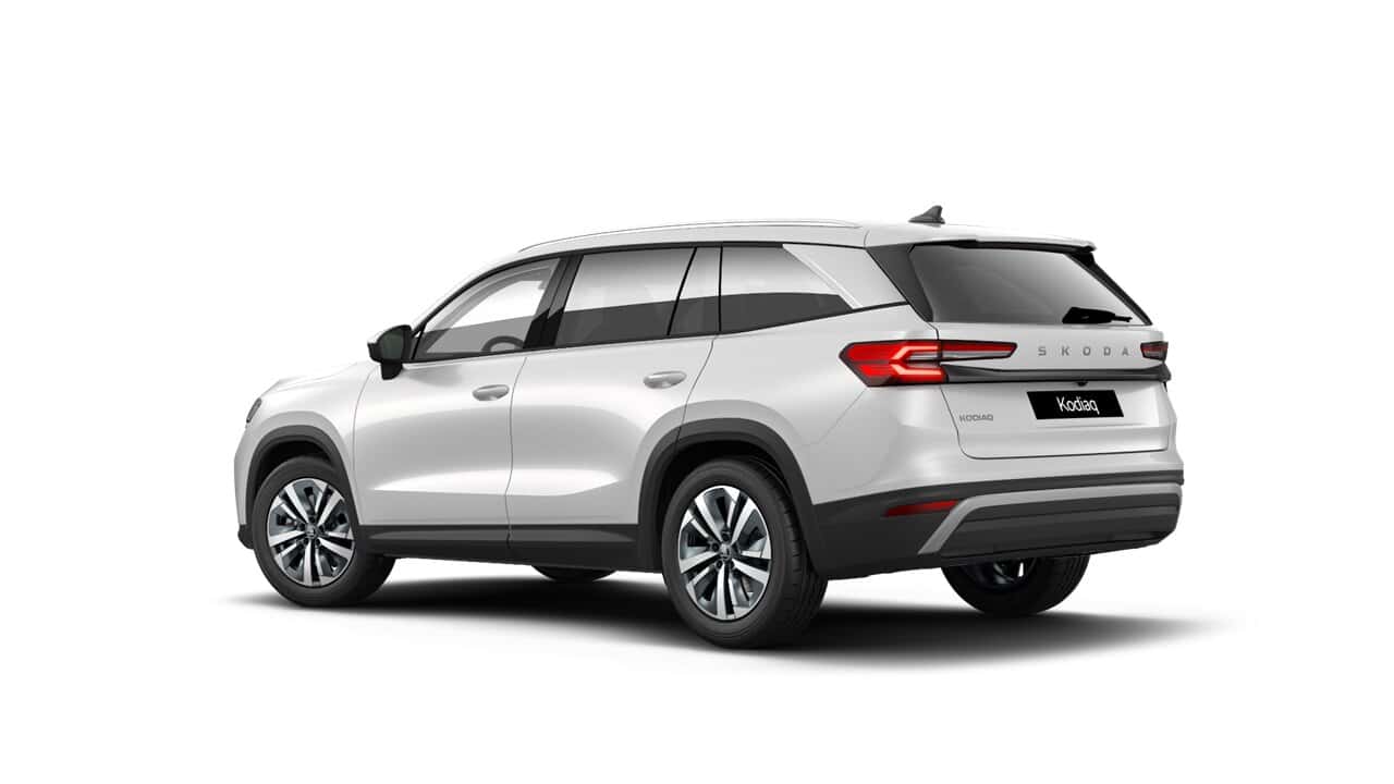 Renting New Skoda Kodiaq Selection Blanco Luna SUV 7 Plazas Automático