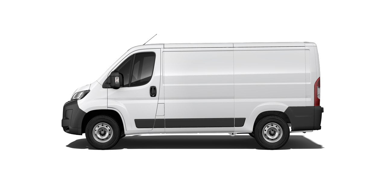 Renting New Peugeot Boxer L2H1 Furgoneta 3 Plazas Blanco
