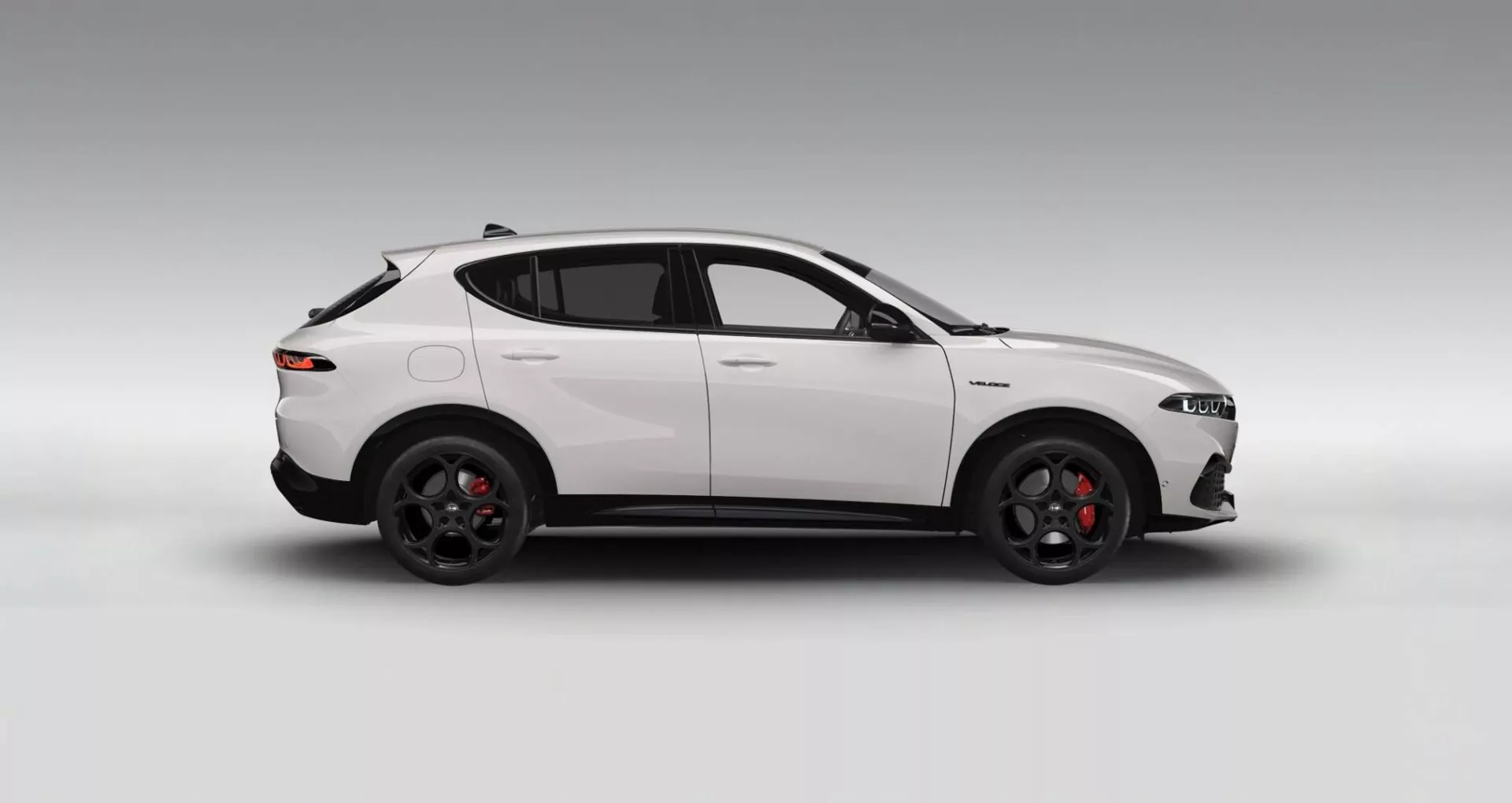 Renting Alfa Romeo Tonale Veloce Blanco Alfa SUV Híbrido-Enchufable Automático Etiqueta 0