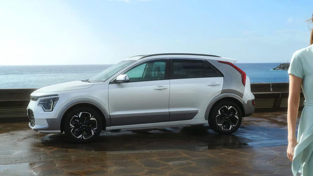 kia niro hev distinctive suv Kia Niro HEV: SUV urbano en renting