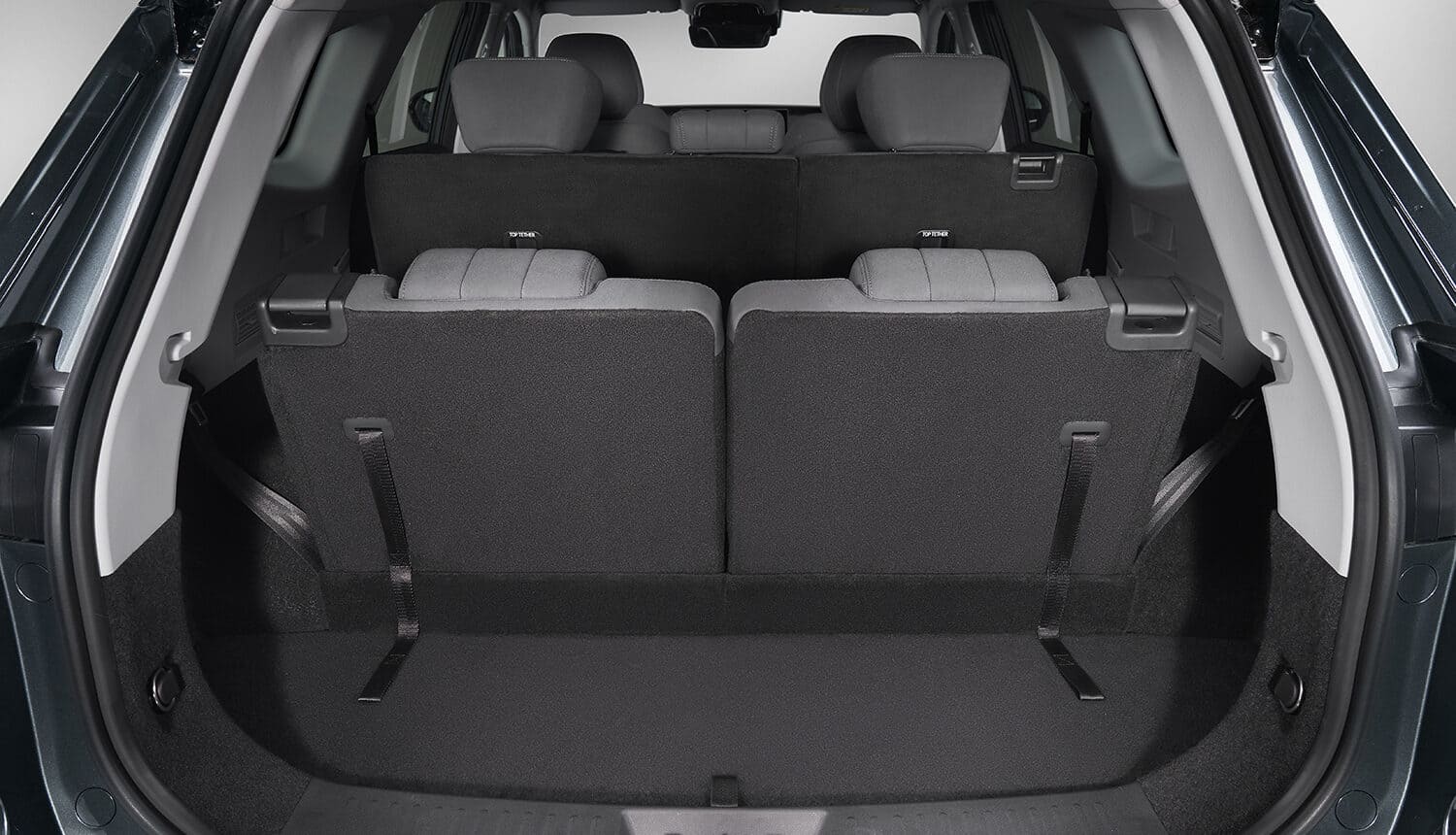 Renting Ebro S800 Luxury Gris Bambu SUV Automático Maletero