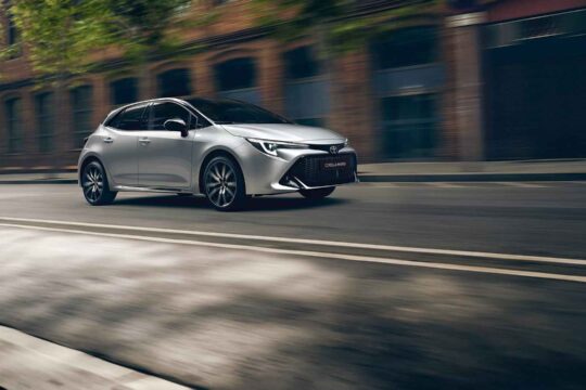 Renting Toyota Corolla Compacto