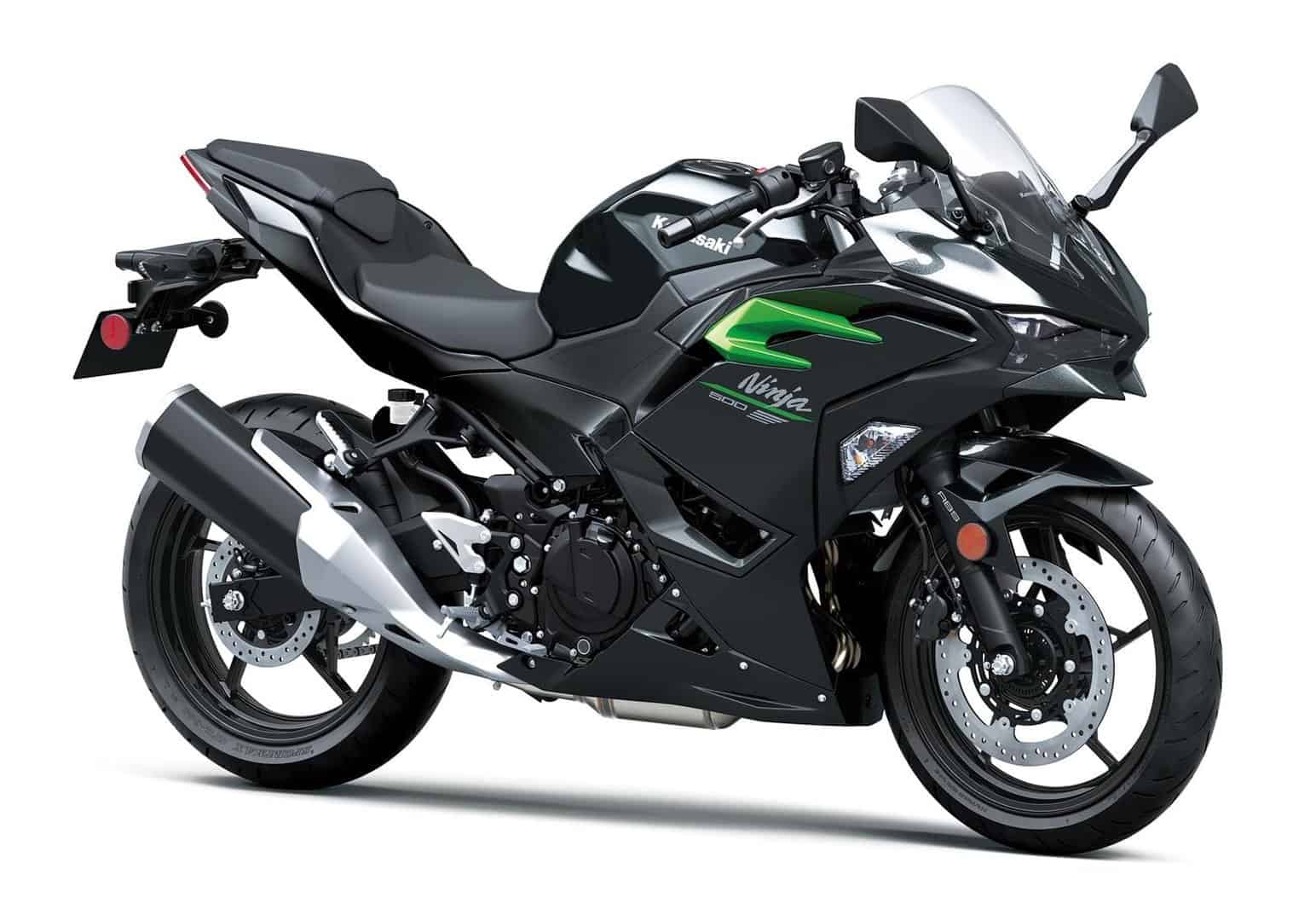 Renting Kawasaki Ninja 500 Moto Sport Manual Gasolina Metallic Carbon Gray Candy Lime Green Renting Finders