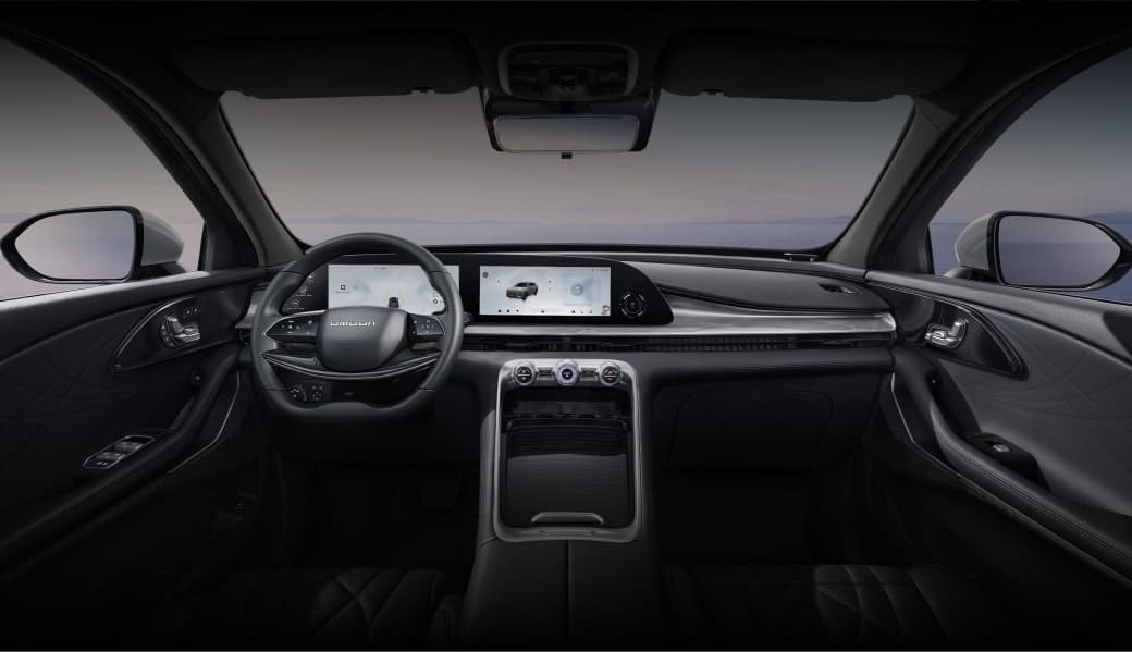 Renting New Omoda 9 Premium Gris Mate SUV PHEV Híbrido-Enchufable Automático Etiqueta 0 Interior