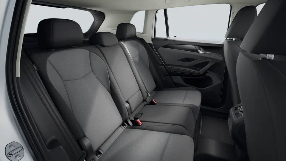 Renting New Volkswagen Tiguan Blanco SUV Automático MHEV Etiqueta ECO Asientos