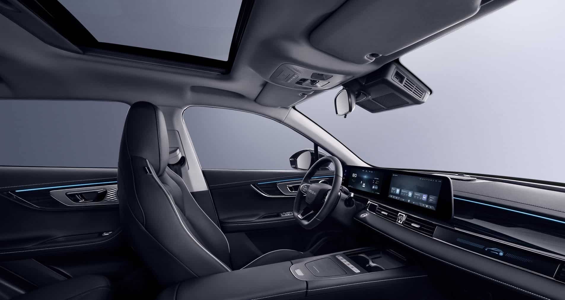 Renting New Omoda 5 Business SUV Híbrido Automático Etiqueta ECO 5 Plazas Interior