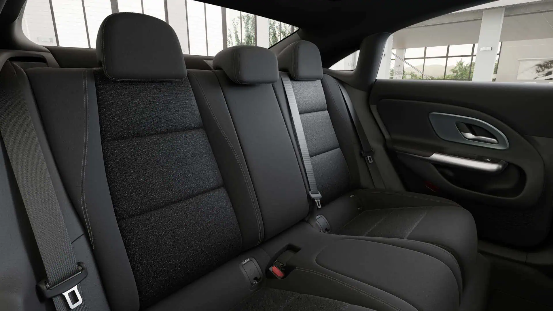 Renting New Mercedes Benz CLA Negro Cosmos Sedán Automático MHEV Micro-Híbrido Etiqueta ECO Asientos