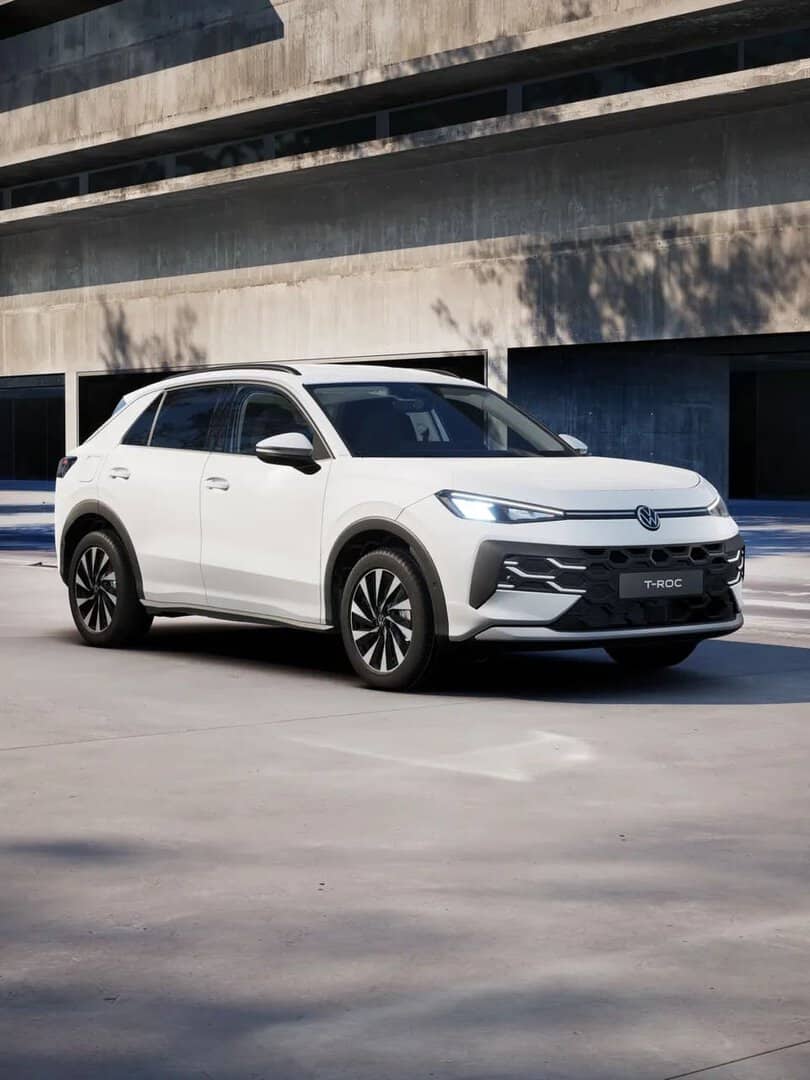 Renting New Volkswagen T-Roc Mas Blanco Punto SUV Automático MHEV Etiqueta ECO