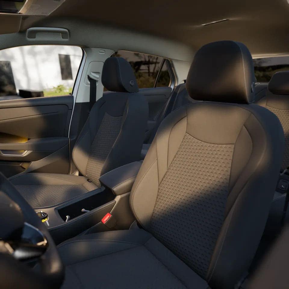 Renting New Volkswagen T-Roc Mas Blanco Punto SUV Automático MHEV Etiqueta ECO Asientos