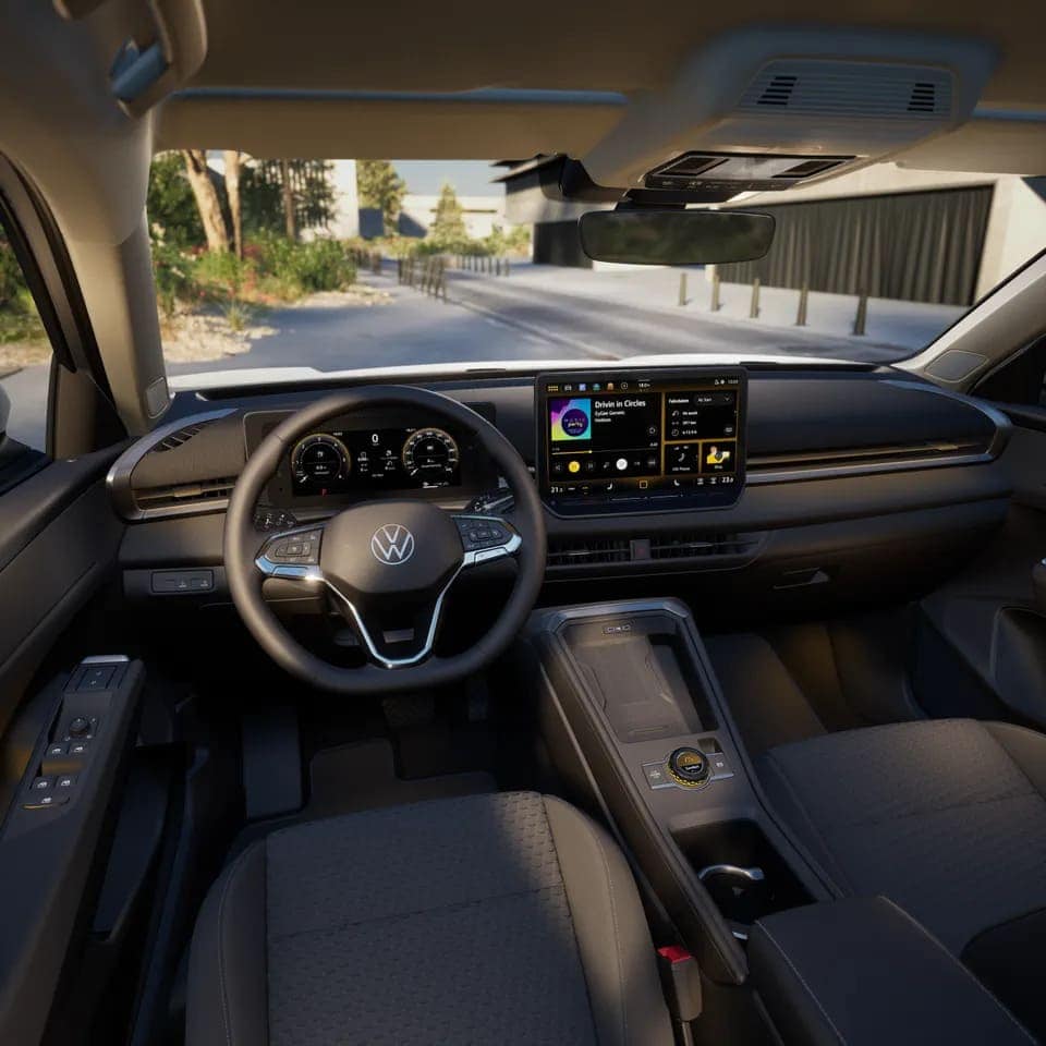 Renting New Volkswagen T-Roc Mas Blanco Punto SUV Automático MHEV Etiqueta ECO Interior