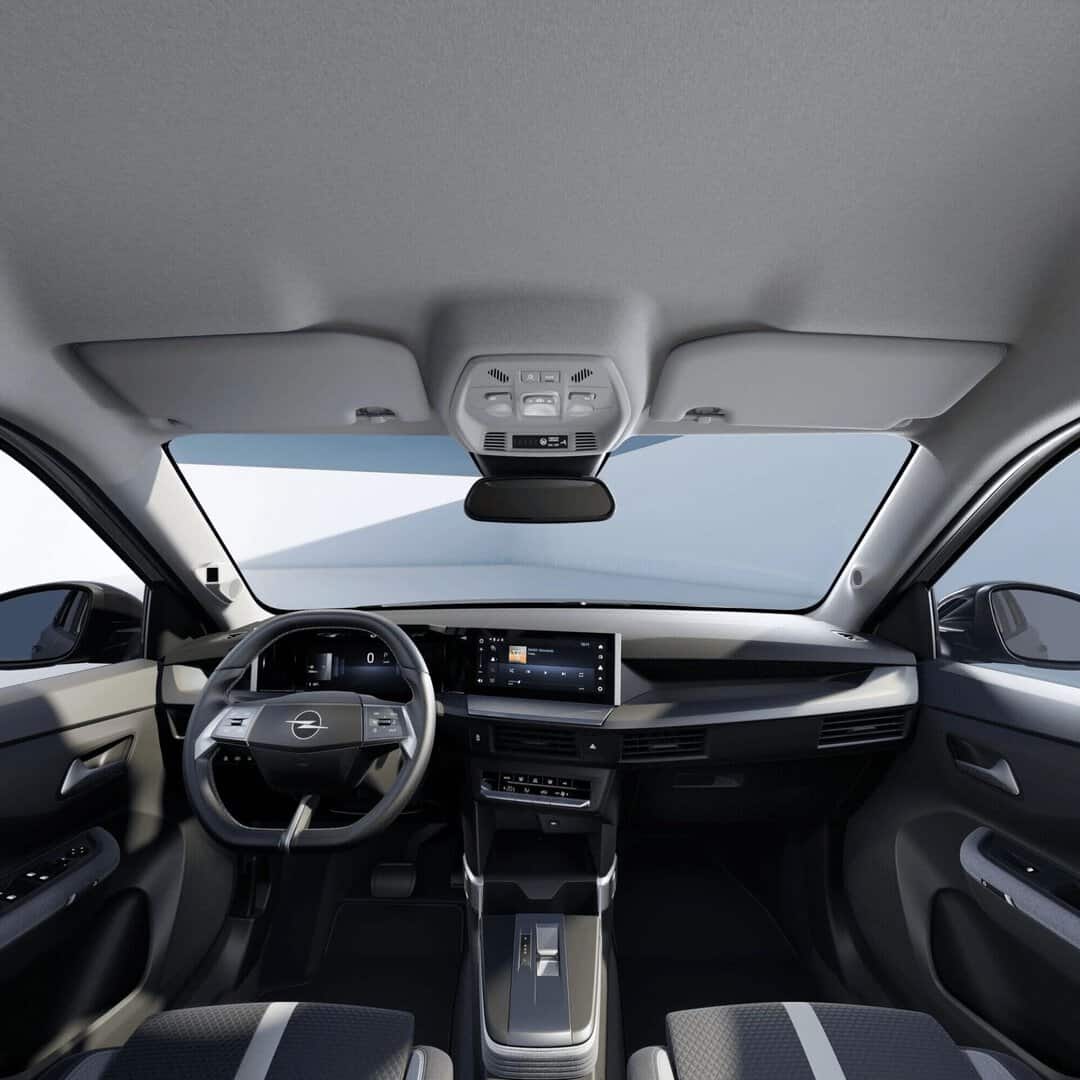 Renting New Opel Frontera Hybrid Ultimate Kristall Silver Metalizado SUV Híbrido Automático Etiqueta ECO Interior