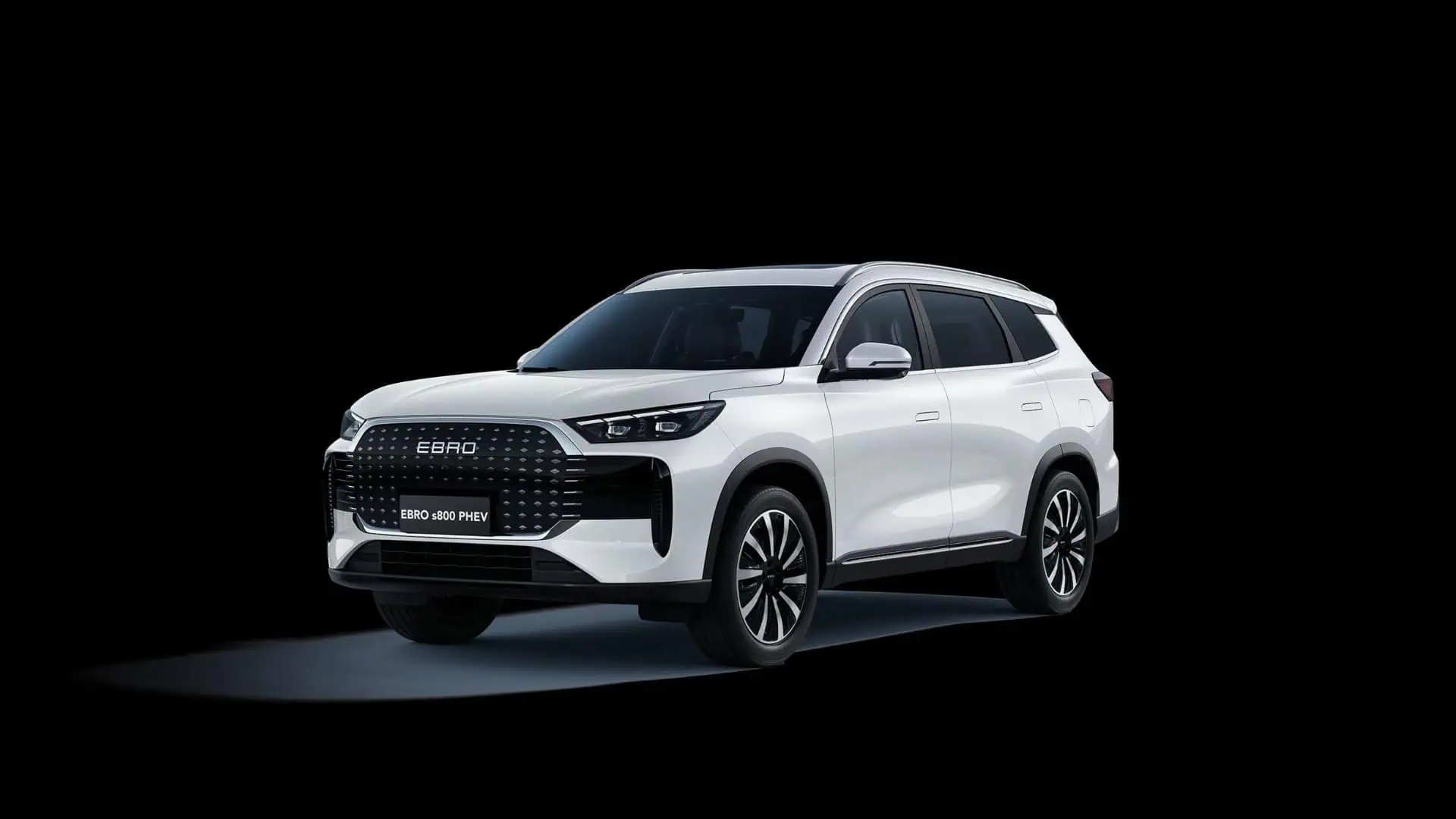 Renting Ebro S800 PHEV Luxury Blanco Khaki SUV Automático Etiqueta 0