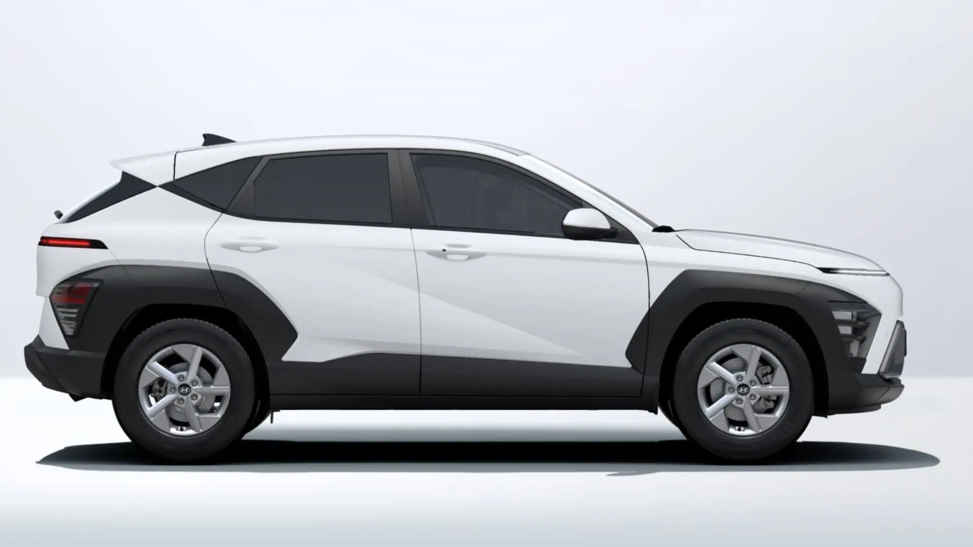 Renting Nuevo Hyundai Kona HEV Maxx Atlas White Sólido SUV Automático Híbrido Etiqueta ECO