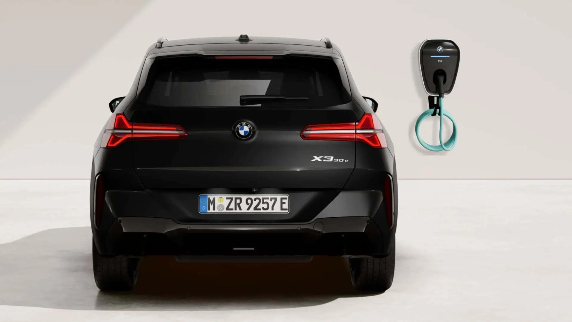 Renting BMW X3 30e xDrive Black Sapphire Metalizado M Sport SUV PHEV Híbrido-Enchufable Automático Etiqueta 0