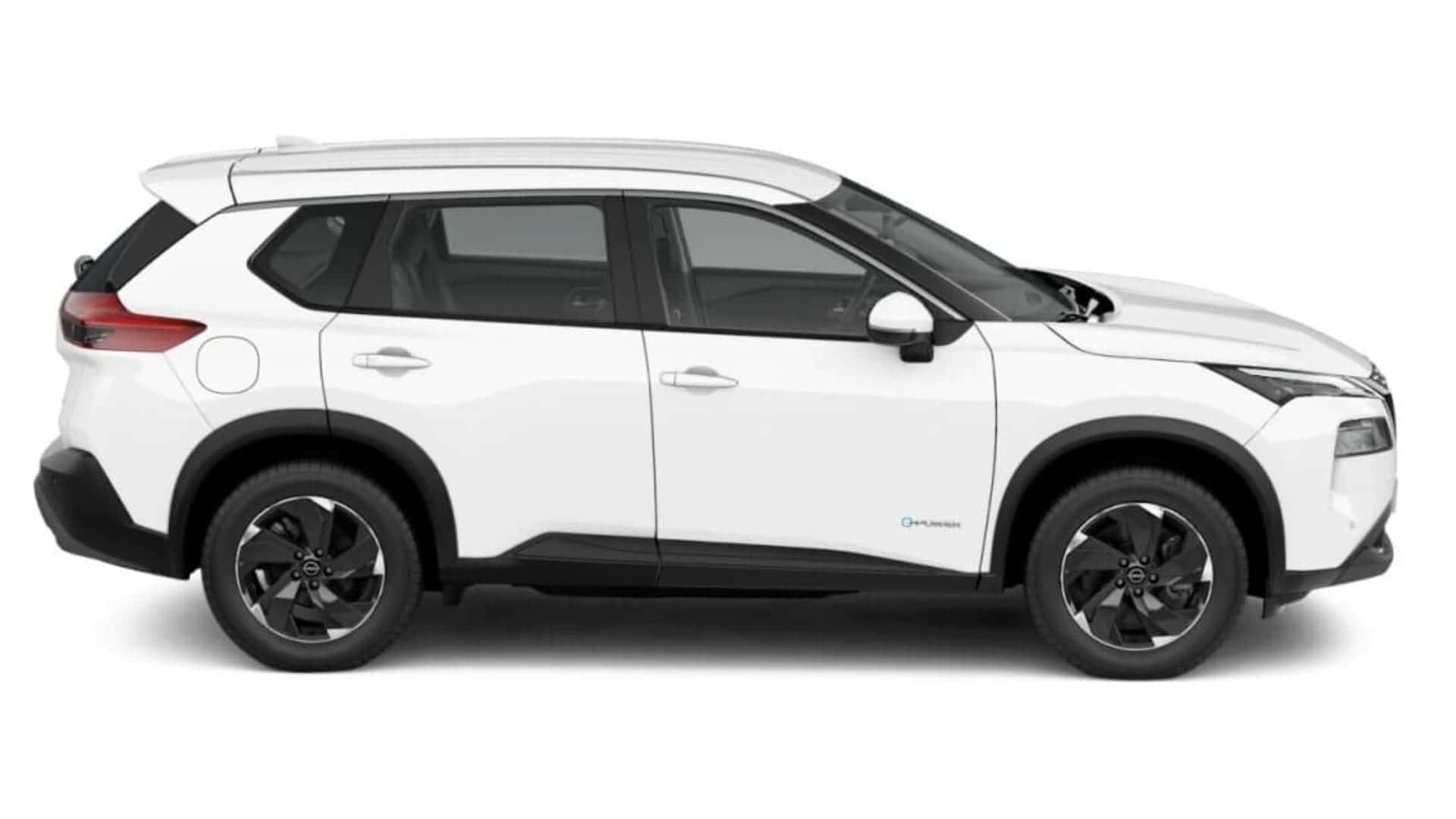 Renting Nissan X-Trail Acenta SUV Híbrido Automático 4x4 Etiqueta ECO Yuki White