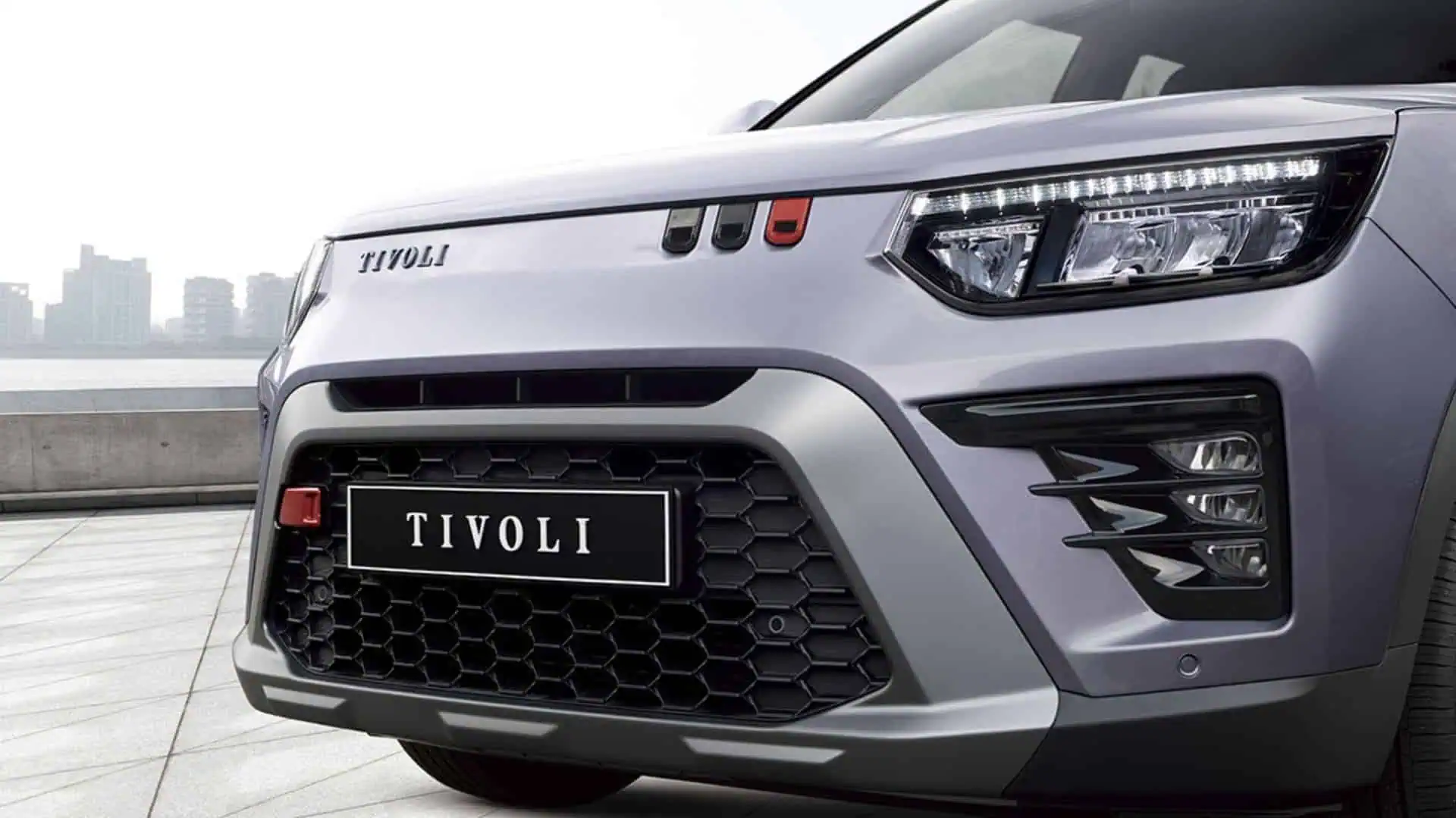 Renting KGM TIVOLI Urban Plus Iron Metal B-SUV