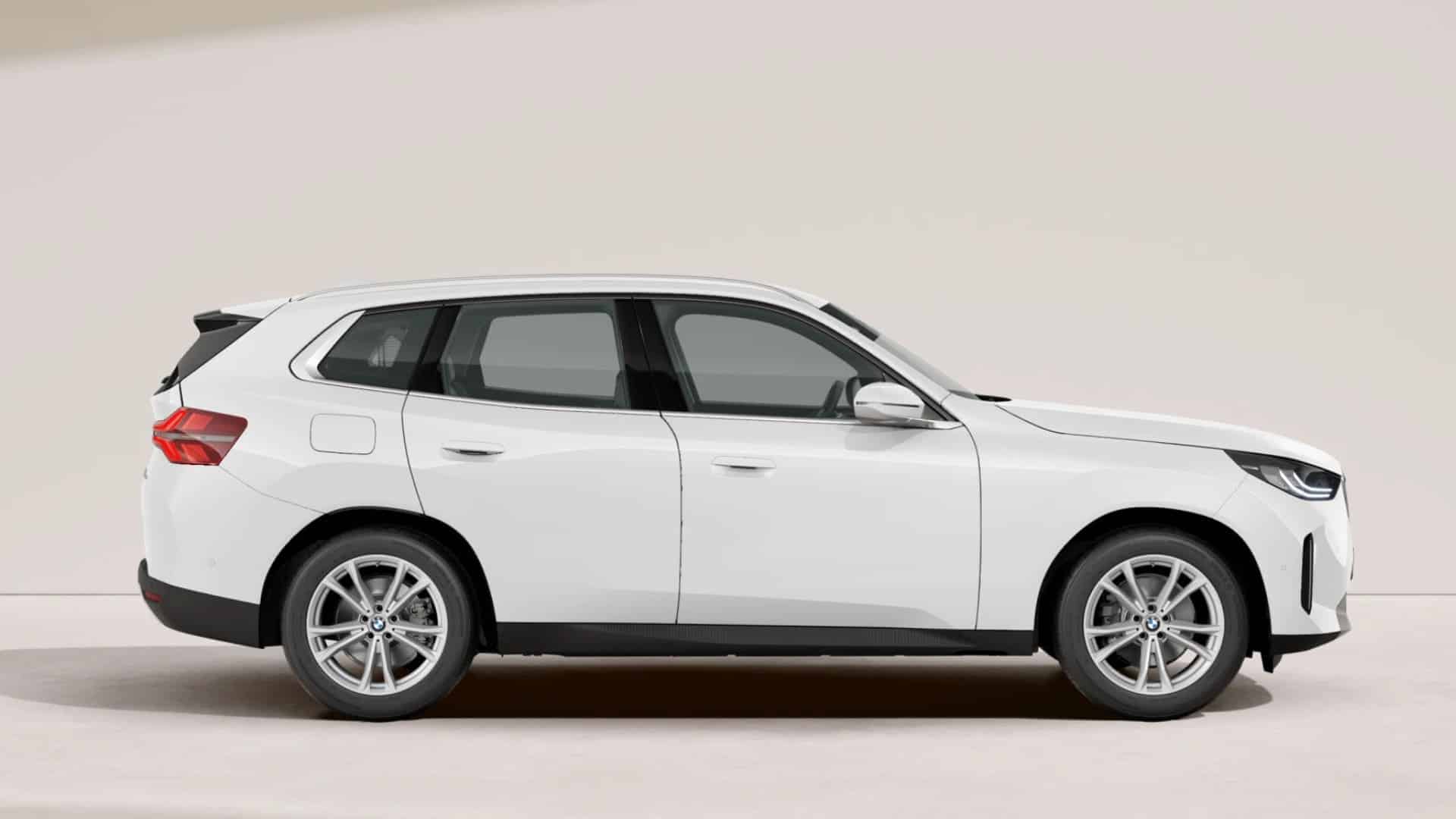Renting New BMW X3 Alpine White Solido SUV PHEV Automático Etiqueta 0