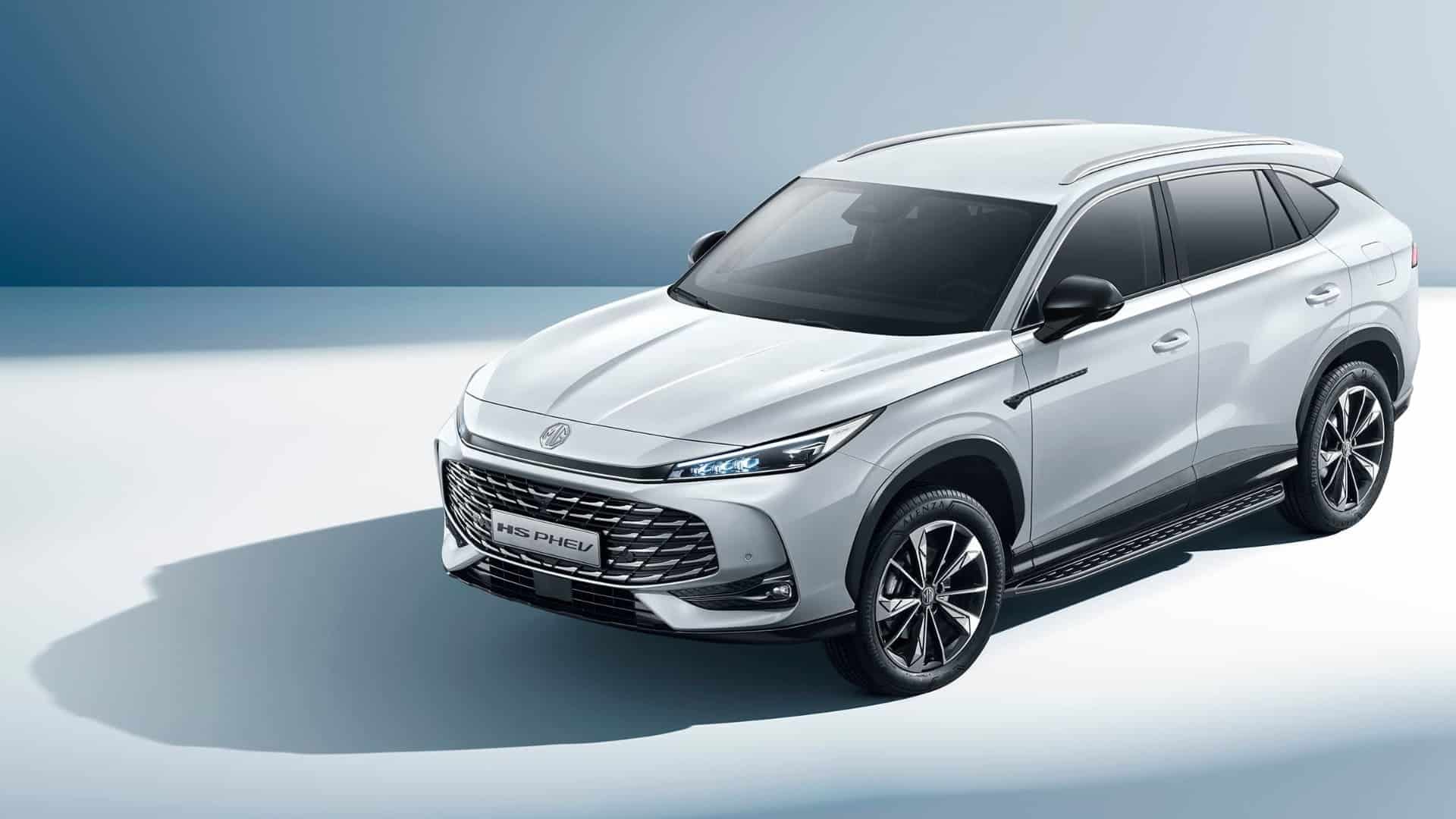 Renting MG HS PHEV Comfort White Pearl SUV Automático Hibrido-Enchufable Etiqueta 0
