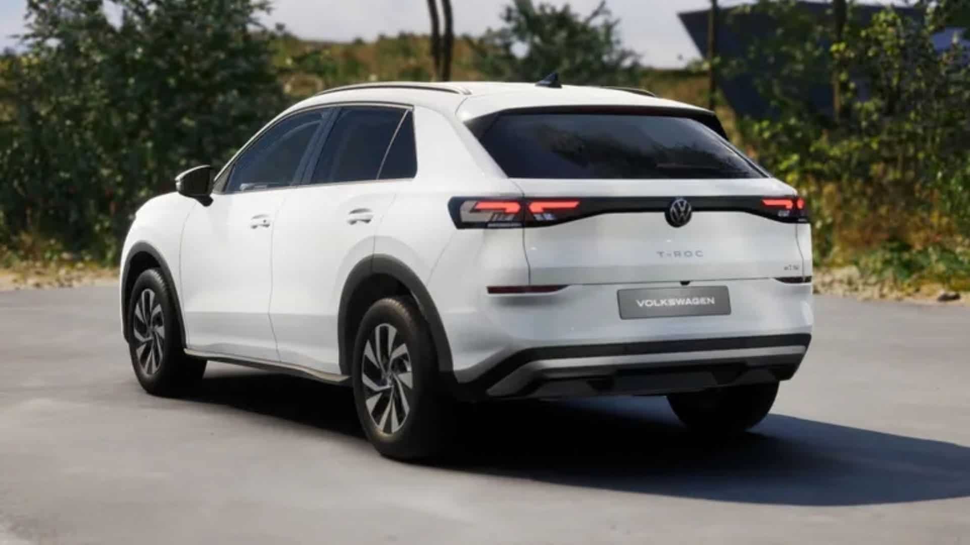 Renting New Volkswagen T-Roc Match Blanco Punto SUV MHEV Etiqueta ECO
