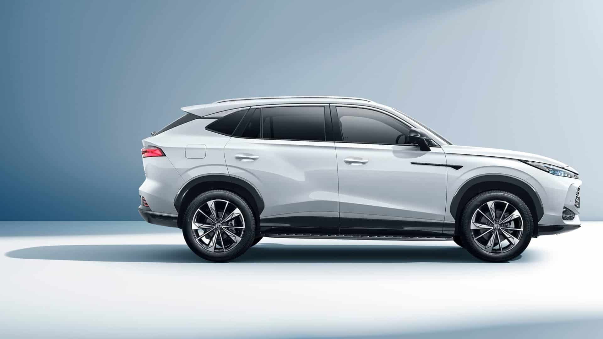 Renting MG HS PHEV Comfort White Pearl SUV Automático Hibrido-Enchufable Etiqueta 0