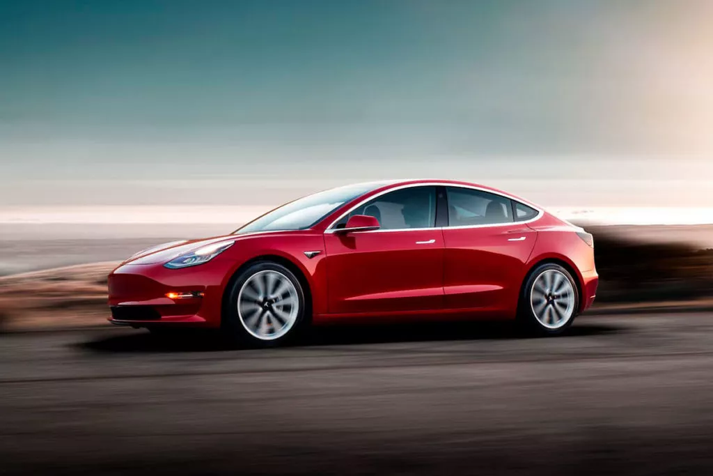 Tesla Model 3: el coche más asequible de Tesla